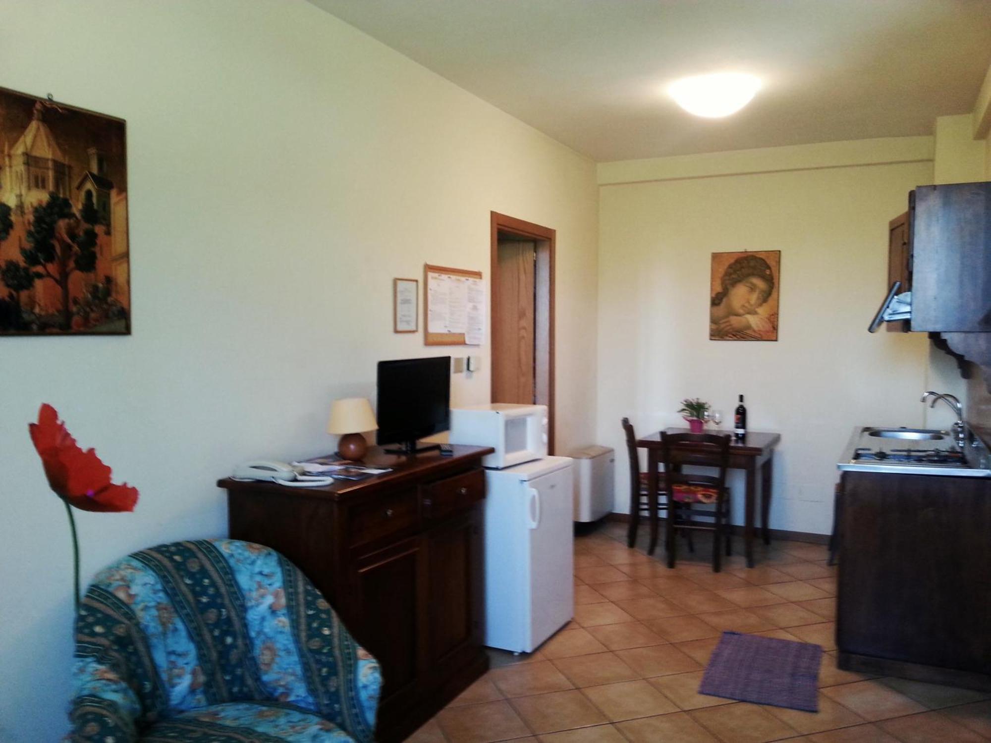 Residence Le Meridiane Siena Pokój zdjęcie