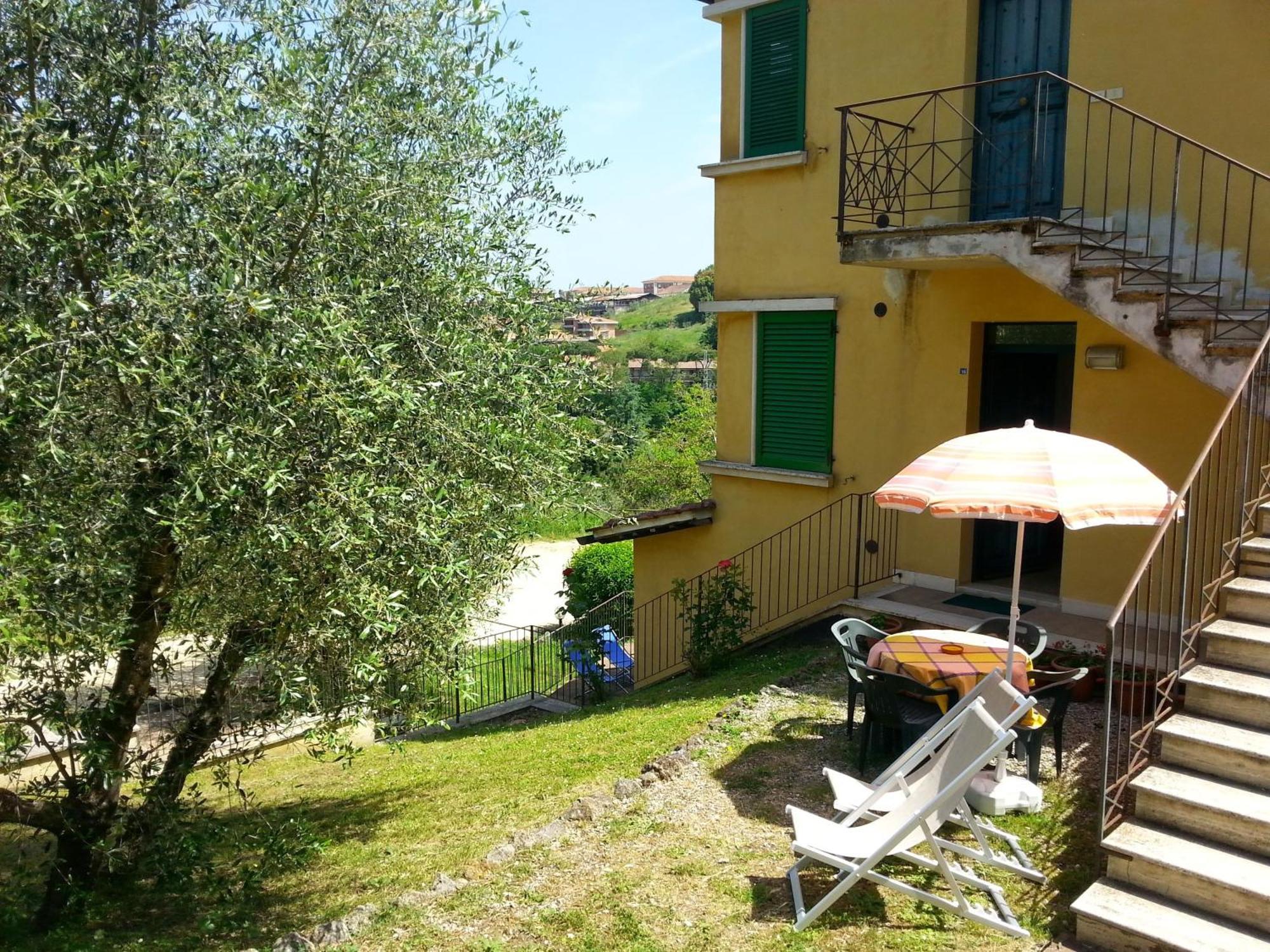 Residence Le Meridiane Siena Pokój zdjęcie